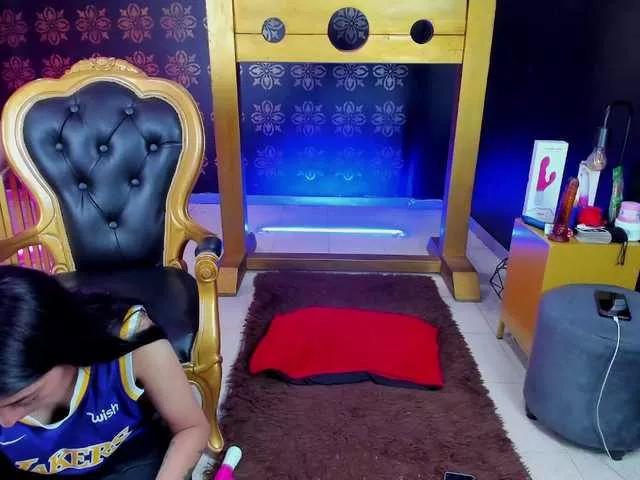 Aiikoa-N-Clea from BongaCams
