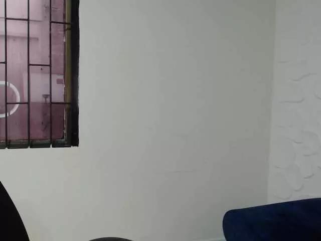 AlanaaHarrlett from BongaCams