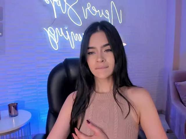 AlanaCraft from BongaCams