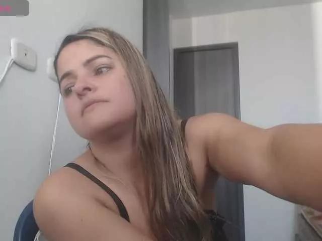 AlannaStephen from BongaCams