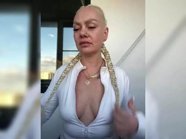 Alicexhoney from BongaCams is Freechat