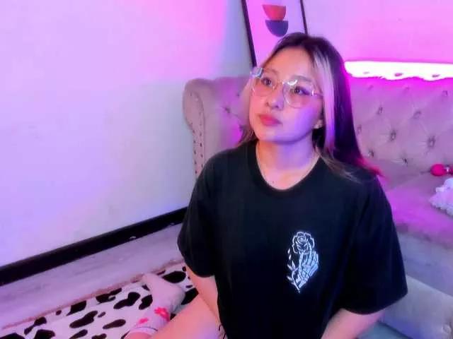 Aliiceyong from BongaCams