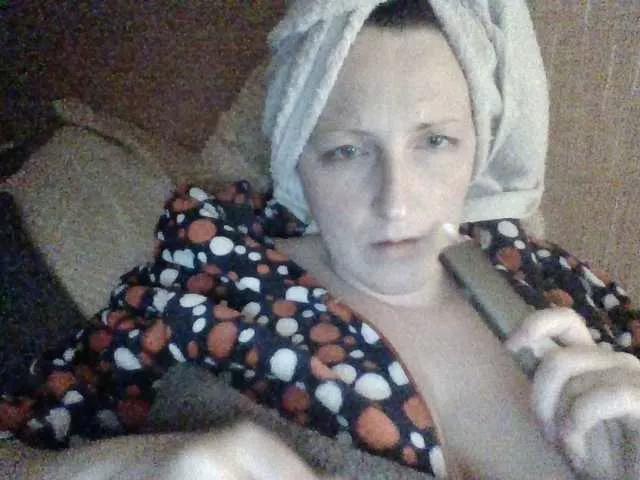 AllaSowinskaya from BongaCams