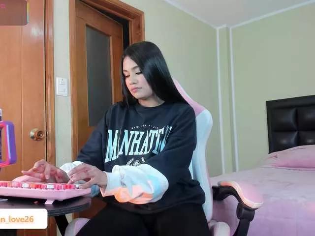 allisonlove69 from BongaCams
