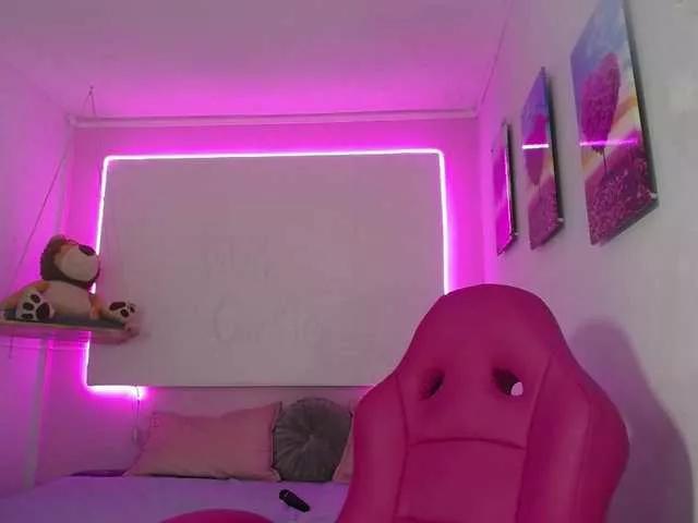 ALYNA-RUSH from BongaCams is Freechat