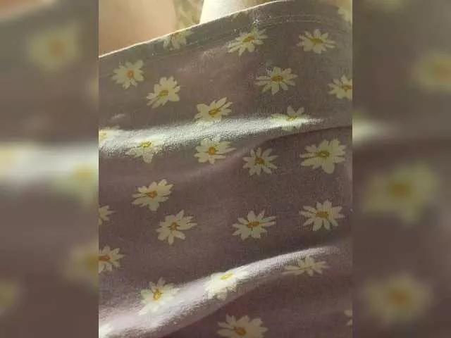 amazingtits-5D from BongaCams