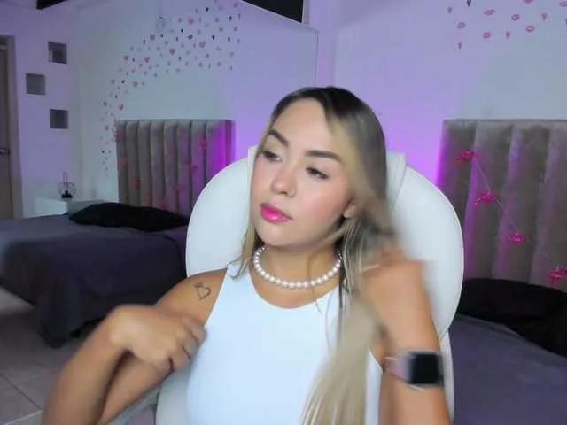 Ambar-Stones1 from BongaCams