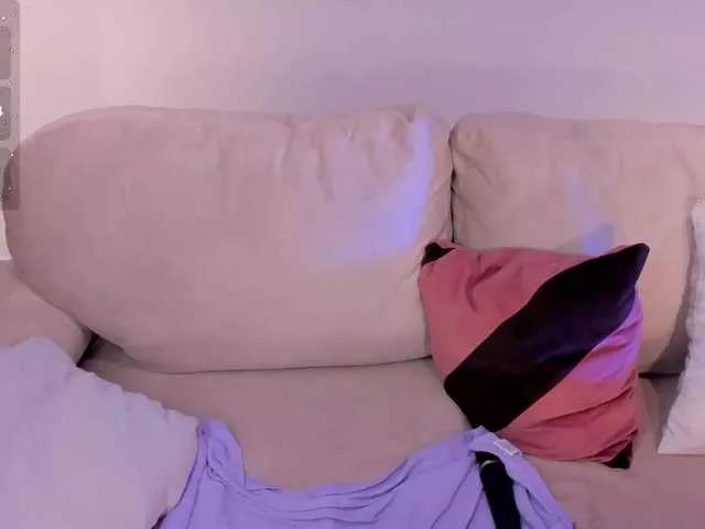 AmbarJames from BongaCams