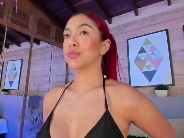 AmmyScott from BongaCams