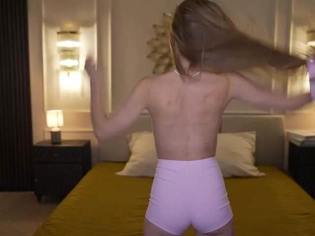 Anabelka054 from BongaCams