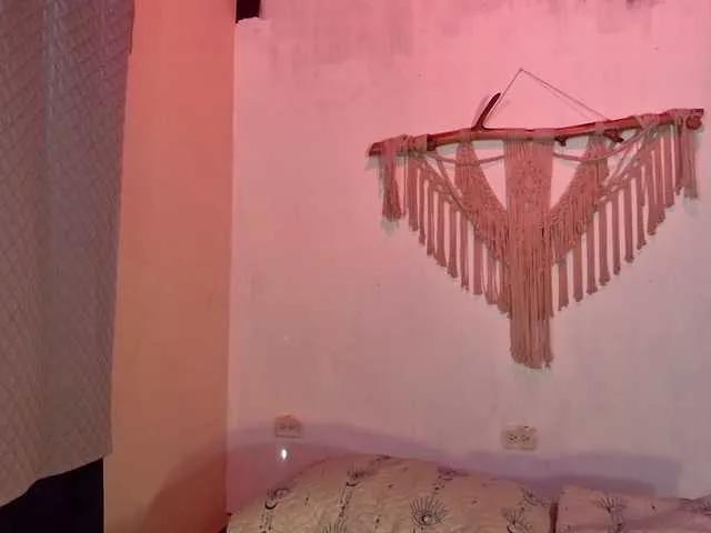 anais-tgn from BongaCams
