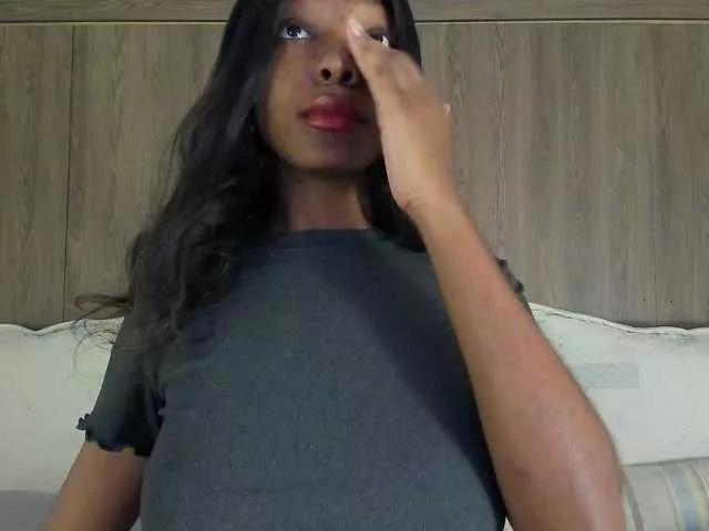 Anaisbeily from BongaCams