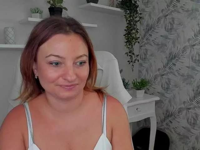 angelaLove13 from BongaCams is Freechat