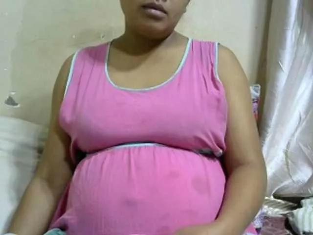 Anialove from BongaCams