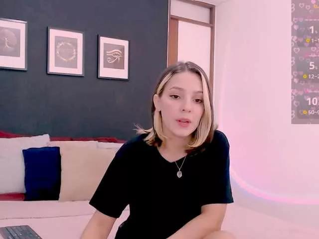 Anmazing from BongaCams