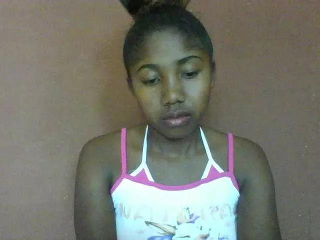 Annah21 from BongaCams