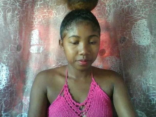 Annah21 from BongaCams