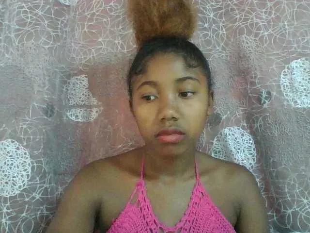 Annah21 from BongaCams