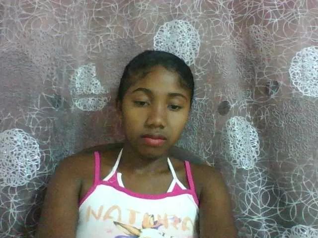 Annah21 from BongaCams