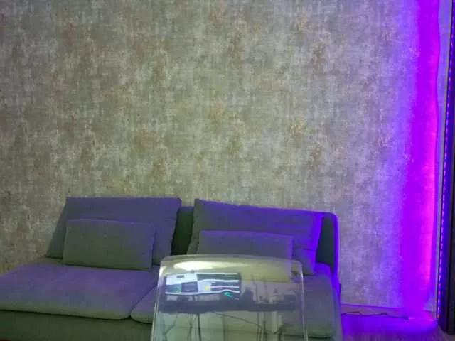 annemeow from BongaCams