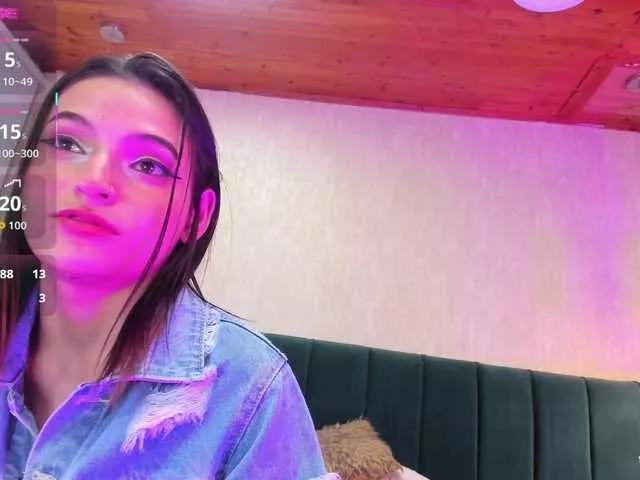 annie-clarkson from BongaCams is Freechat