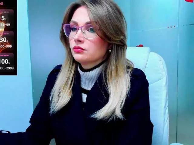 anyarosses from BongaCams