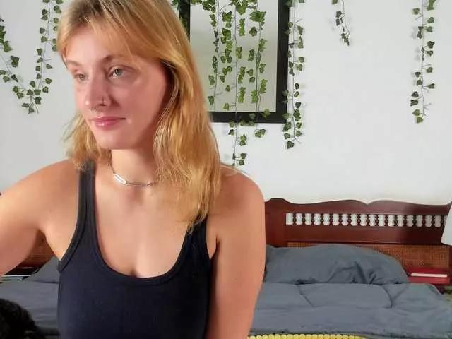 Ariana-Sunset from BongaCams