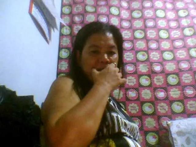 Ariana08 from BongaCams