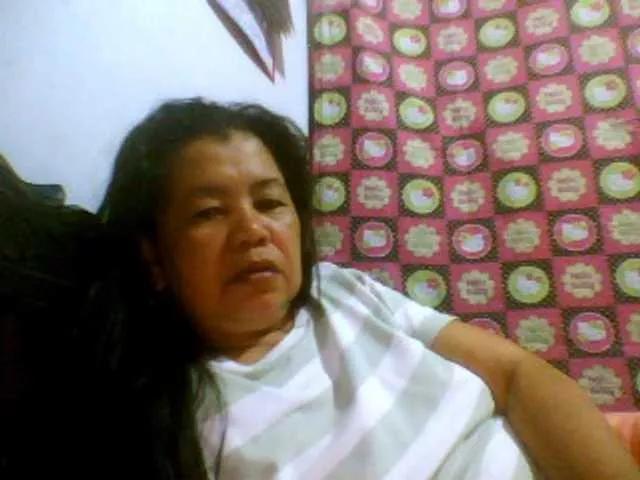 Ariana08 from BongaCams