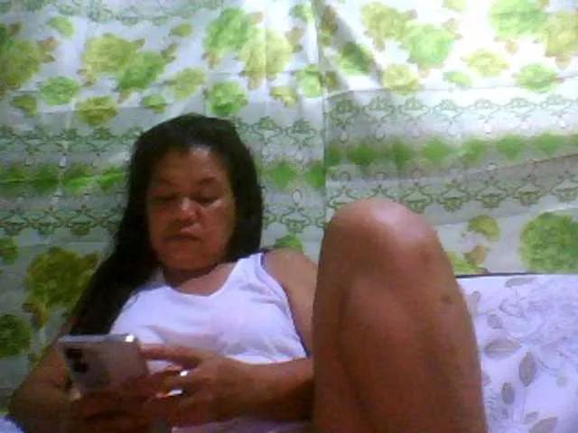 Ariana08 from BongaCams
