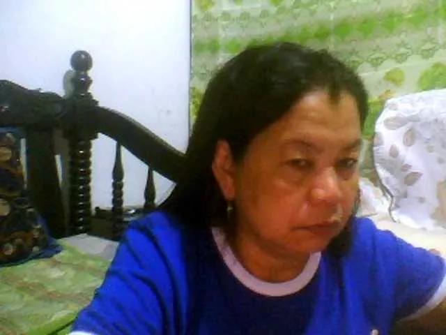 Ariana08 from BongaCams