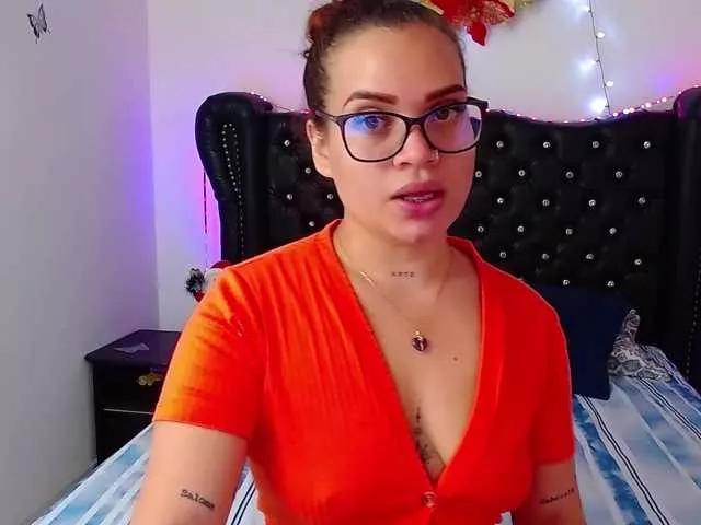 arianagonzale from BongaCams