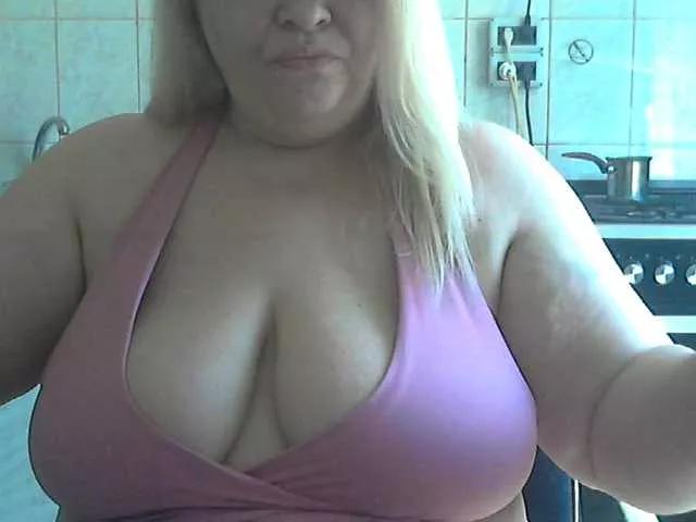 AriannaMilf from BongaCams