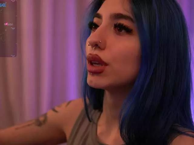 AriaxStark from BongaCams