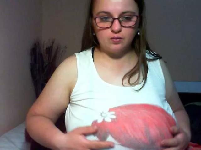 Arriana98 from BongaCams