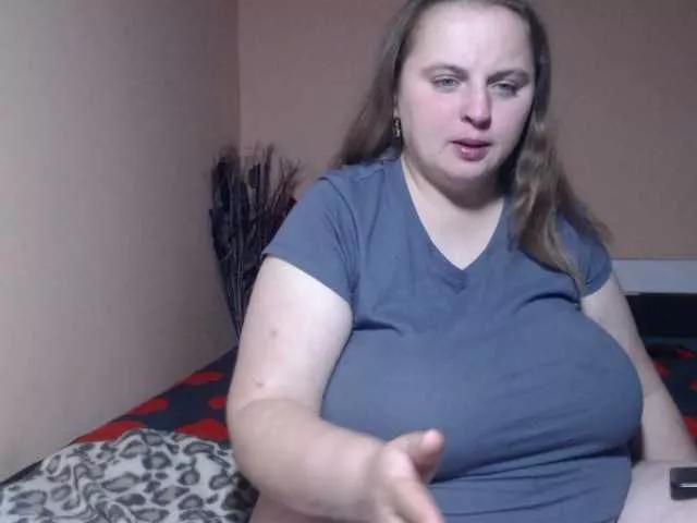 Arriana98 from BongaCams