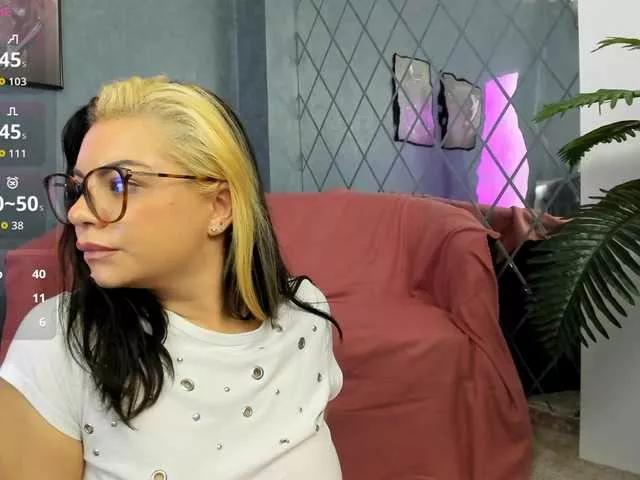 AshleyBrook from BongaCams is Freechat