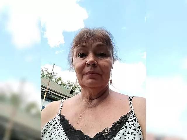 asya18 from BongaCams