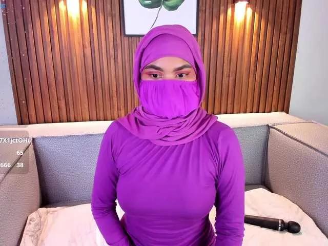 Aura-cuutee from BongaCams