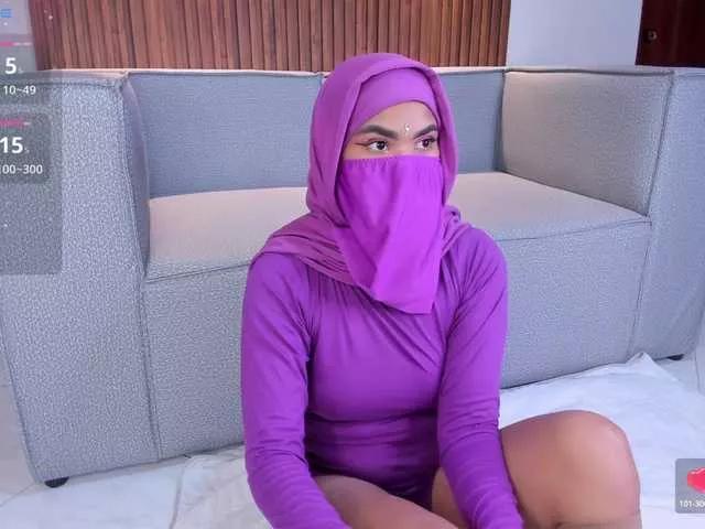 Aura-cuutee from BongaCams