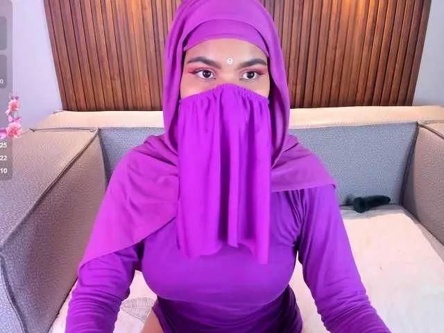 Aura-cuutee from BongaCams