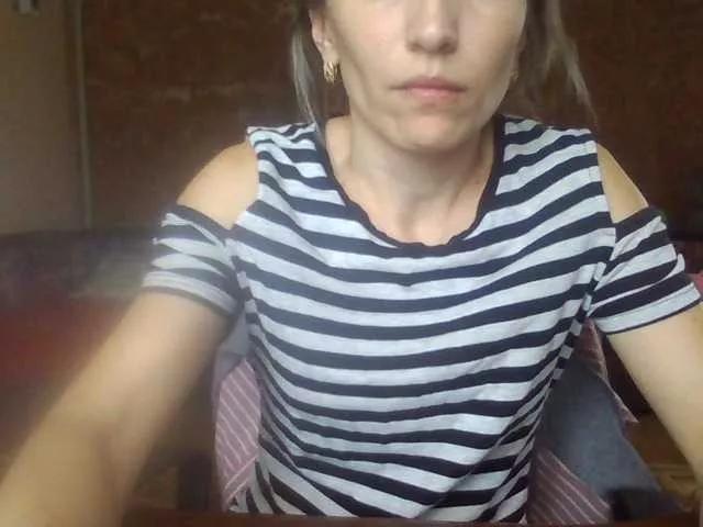 BabyLove4432 from BongaCams