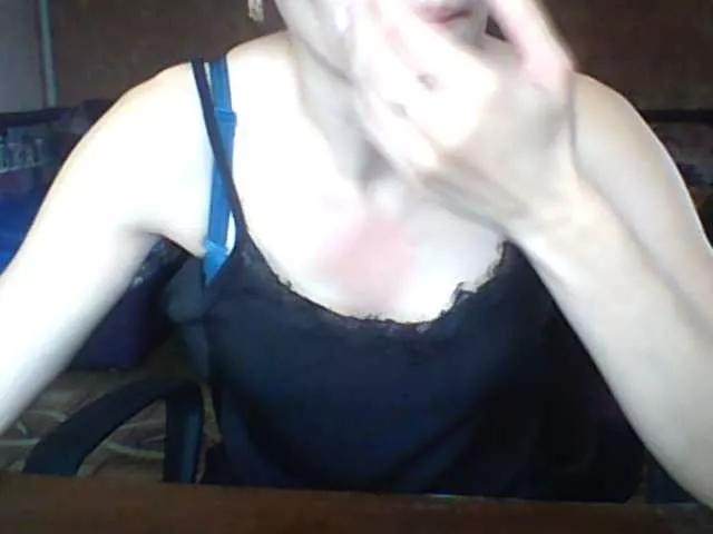 BabyLove4432 from BongaCams