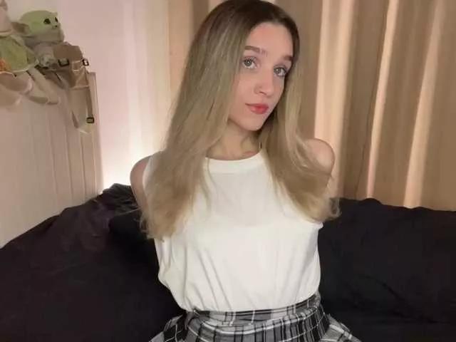 BabyTamagochi from BongaCams is Freechat