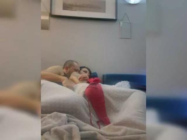 Bananawrotik from BongaCams