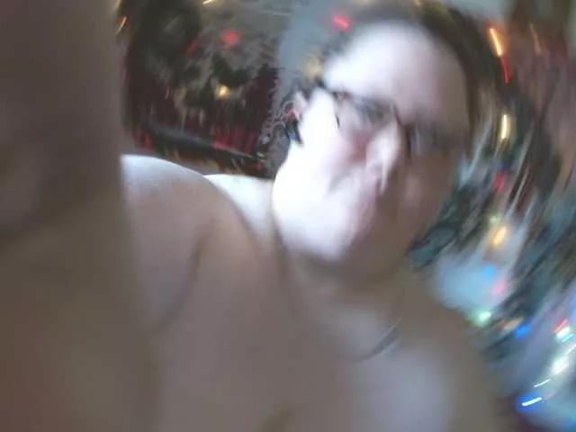 bbwsarah1981 from BongaCams