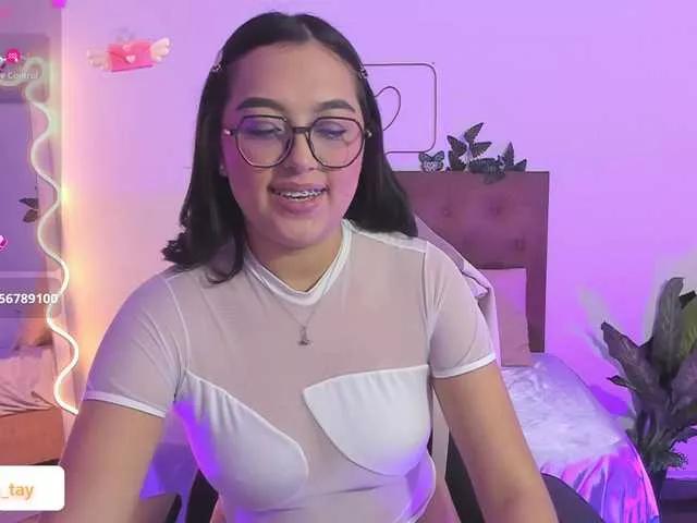 Beela-tay webcams show profile image 