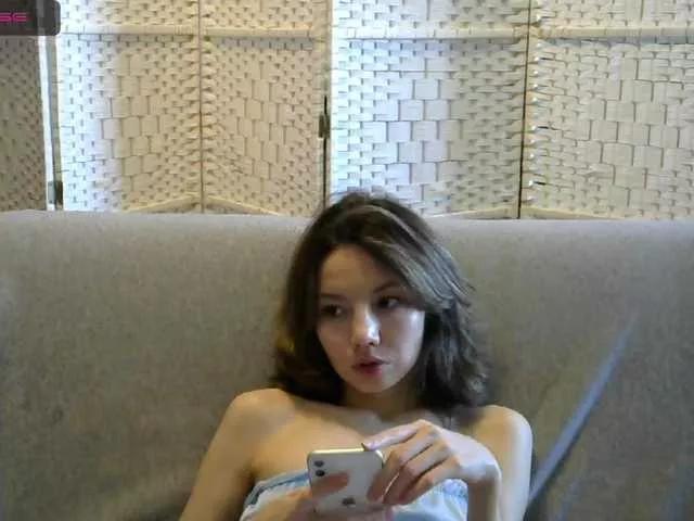 Bella1315 from BongaCams