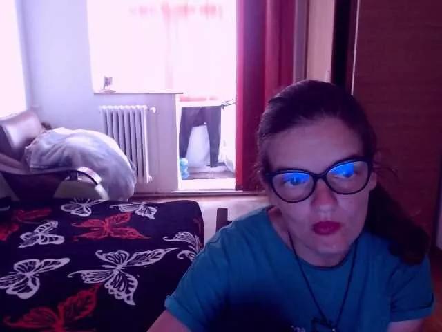 bellaro from BongaCams