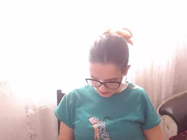 bellaro from BongaCams